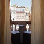 Lh Royal Terrace Penzion