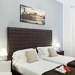 Lh Royal Terrace Penzion