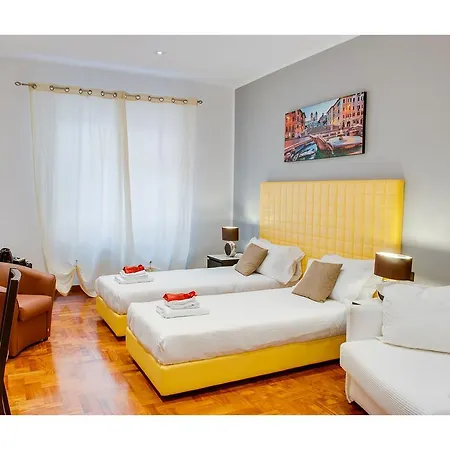 Lh Royal Terrace Гостевой дом