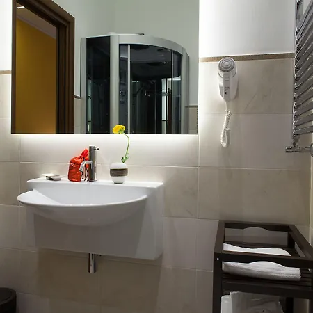 Гостевой дом Lh Royal Terrace 4*