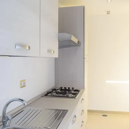 Lh Royal Terrace Гостевой дом Рим