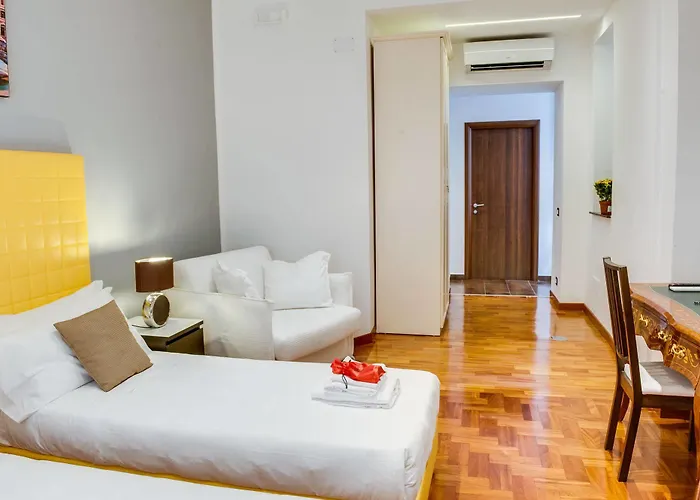 Lh Royal Terrace Gæstehus 4*